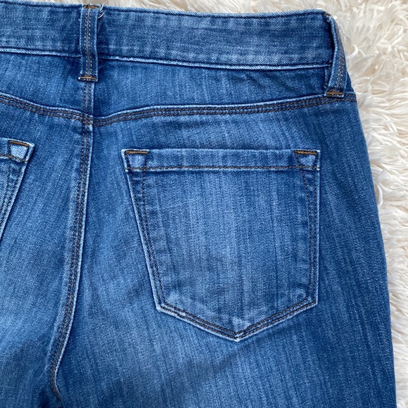 Loft Jean Shorts 💗 Medium Wash - Picture 8 of 11